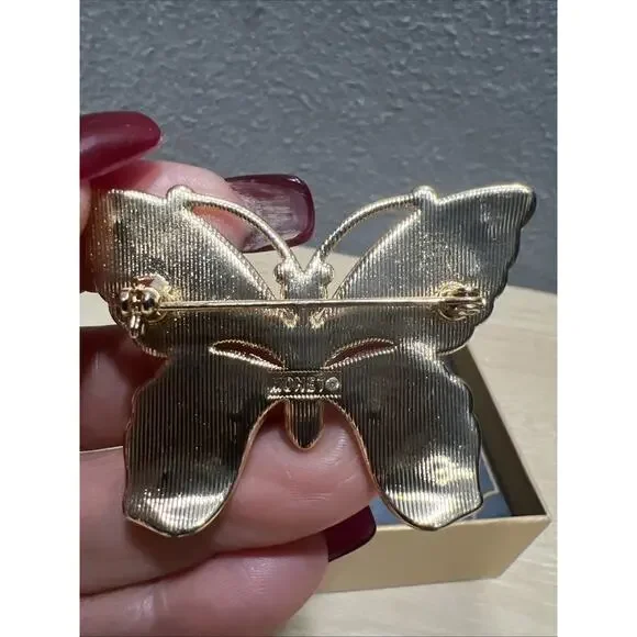 Vintage Monet Rhinestone Butterfly Brooch in the Original Box - Picture 5 of 7